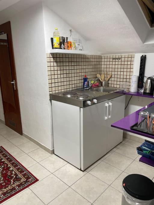 Comfortable Apartment In Commercial Centre Унтергахінг Екстер'єр фото